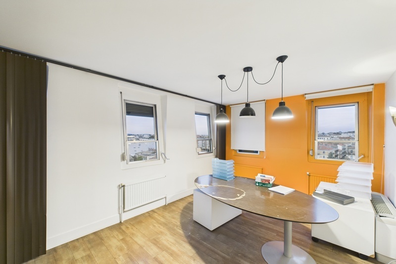 059062410_34_2190_10