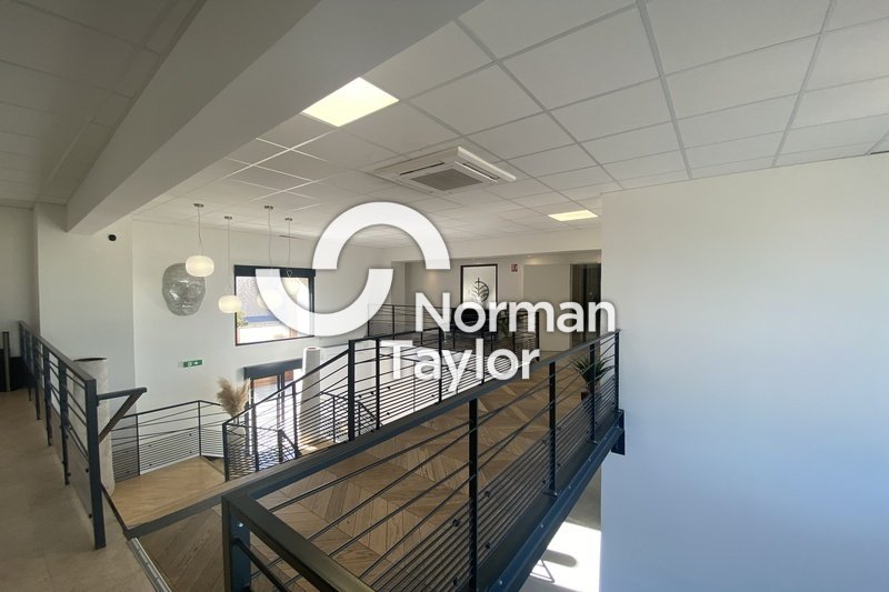 170027470_34_2032_12