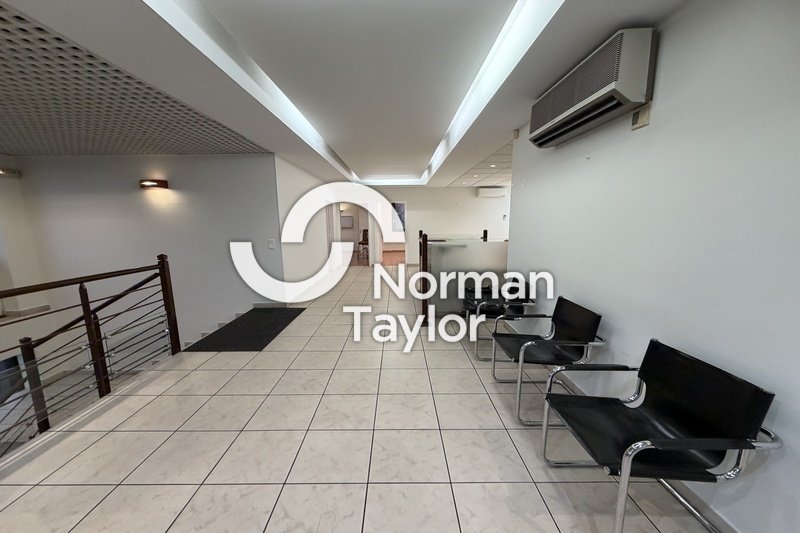 329332615_34_2272_11