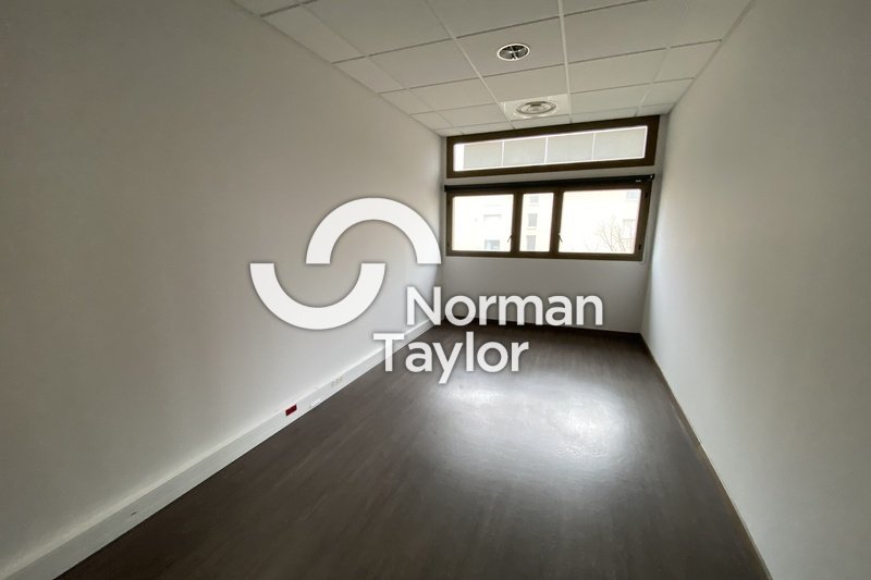 422227754_34_2044_10