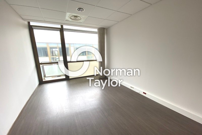 422585525_34_2044_14