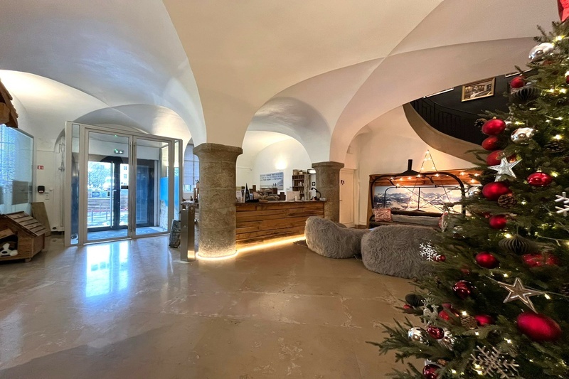 641617608_69_0398_17