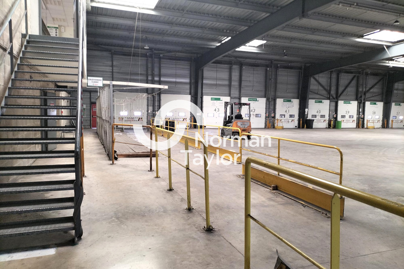 929731264_13_0371_10