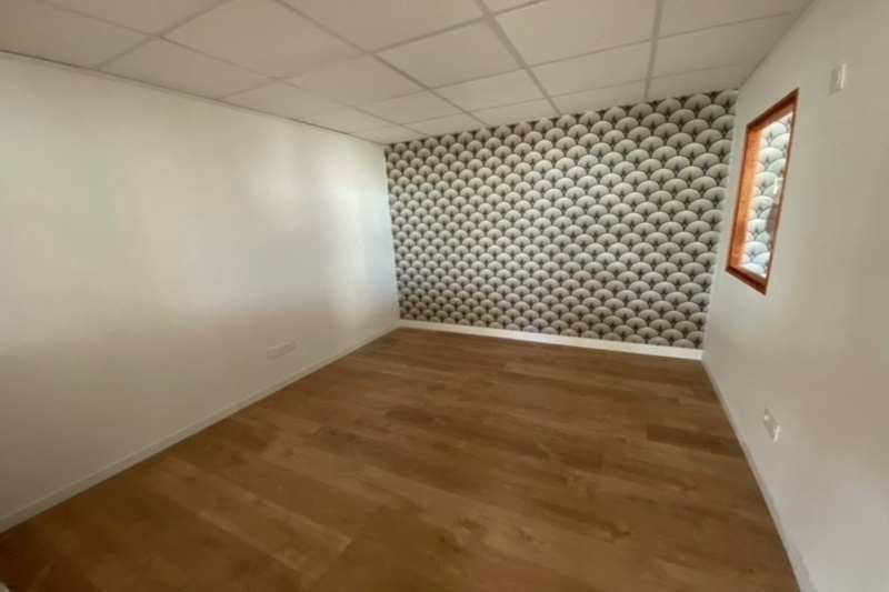 423537782_707028_8